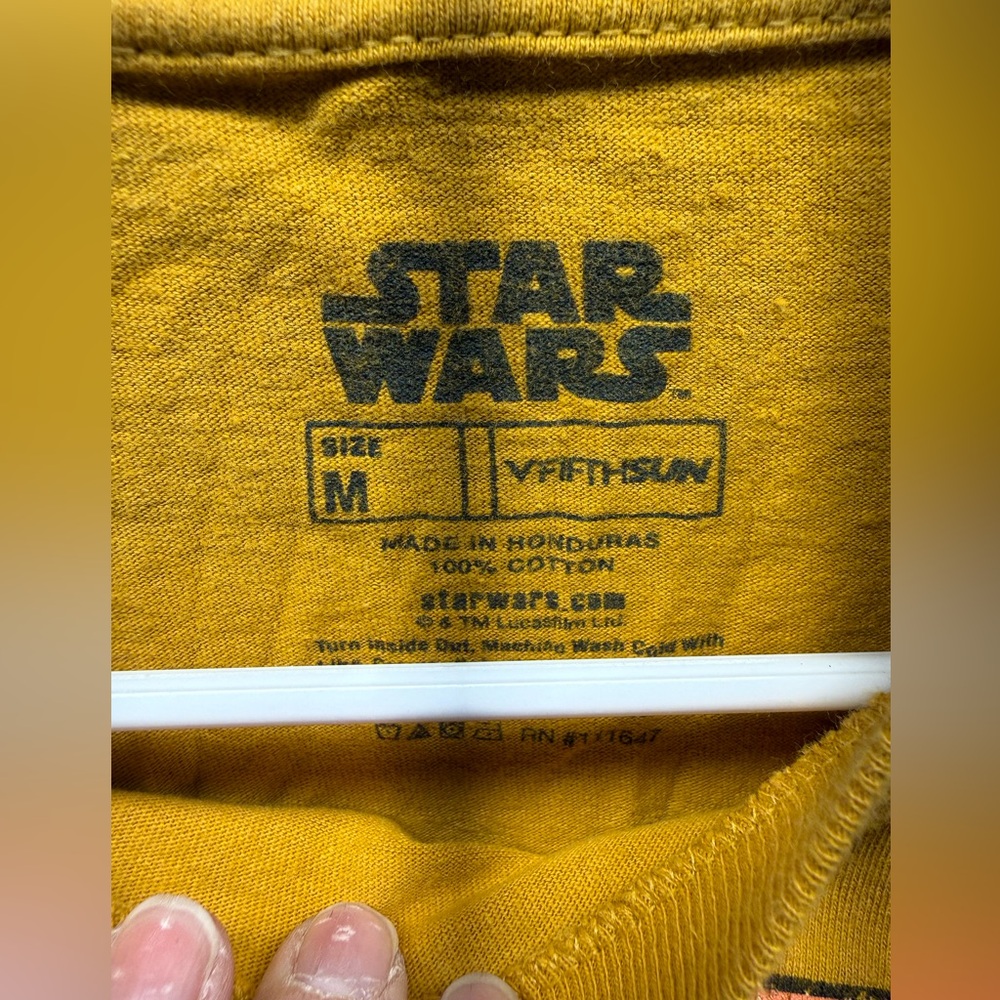 Star Wars Yellow Cotton Graphic Tee Sz Med (13au) - Picture 2 of 3
